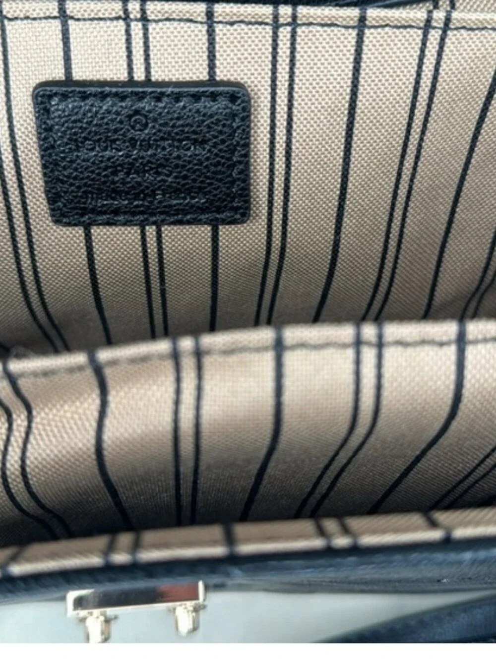 Gorgeous Embossed Monogram Black Shoulder Bag - Picture 8 of 9